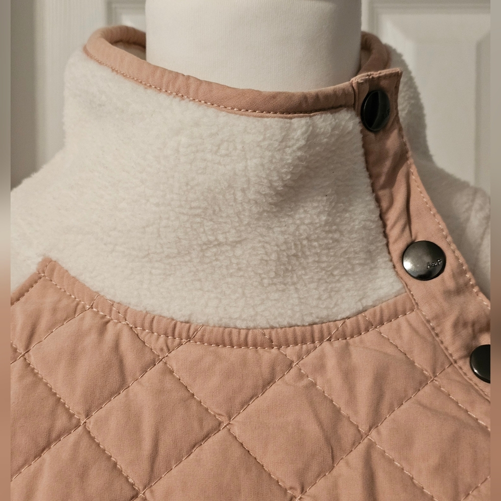 Abercrombie & Fitch Women's Quilted Cowl Sweater - Picture 10 of 14